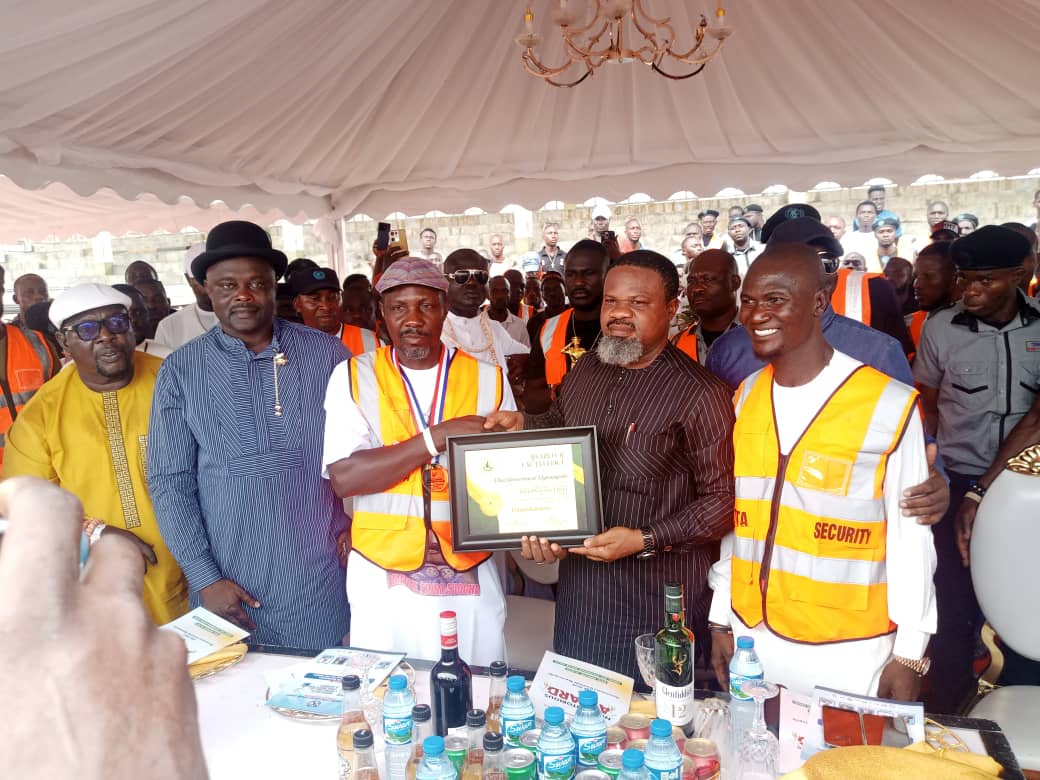 TOMPOLO BAGS NUJ MERIT AWARD, SEEKS COLLABORATION TO FIGHT OIL THEFT IN NIGER DELTA